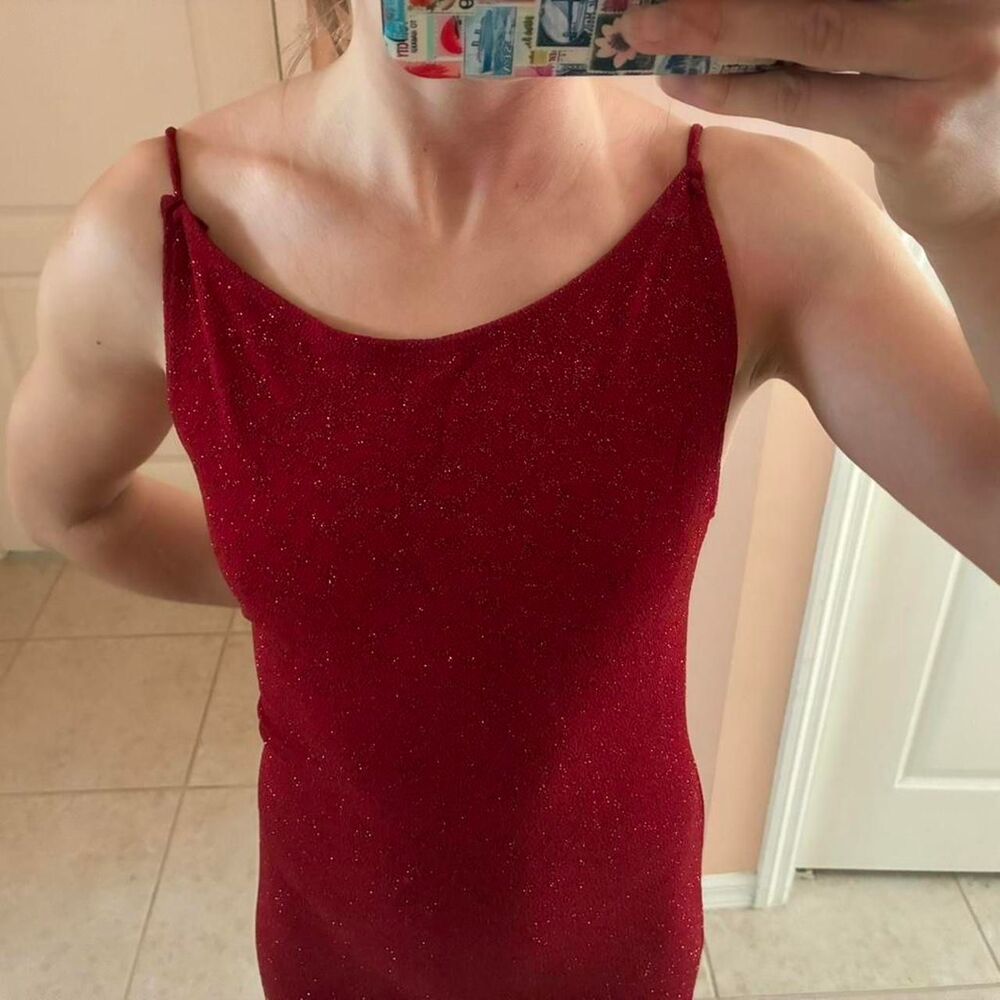 American-vintage Women's Red and Burgundy Dress - Picture 2 of 8
